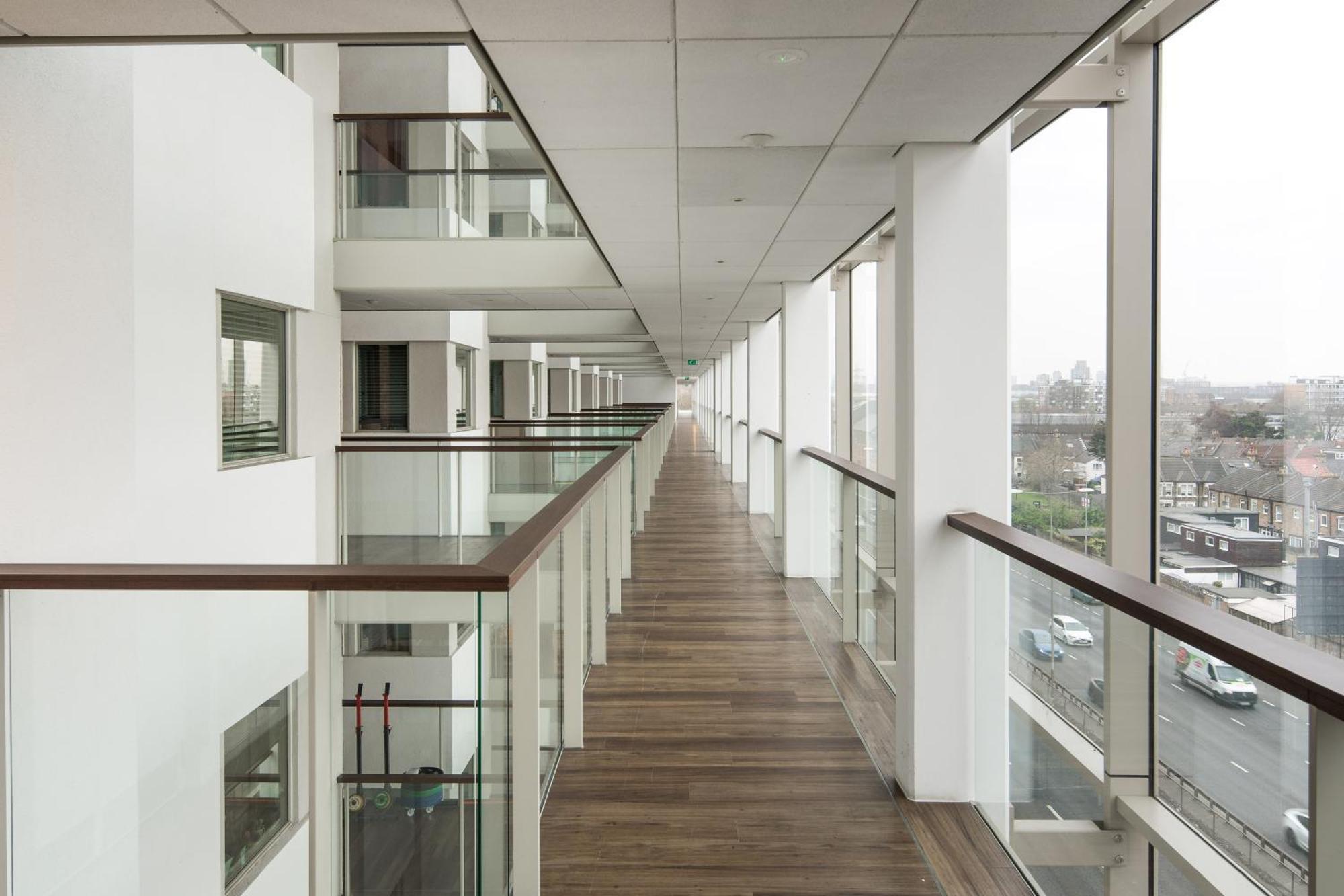 Canning Town -2 Bed Luxury Apartment Лондон Екстериор снимка