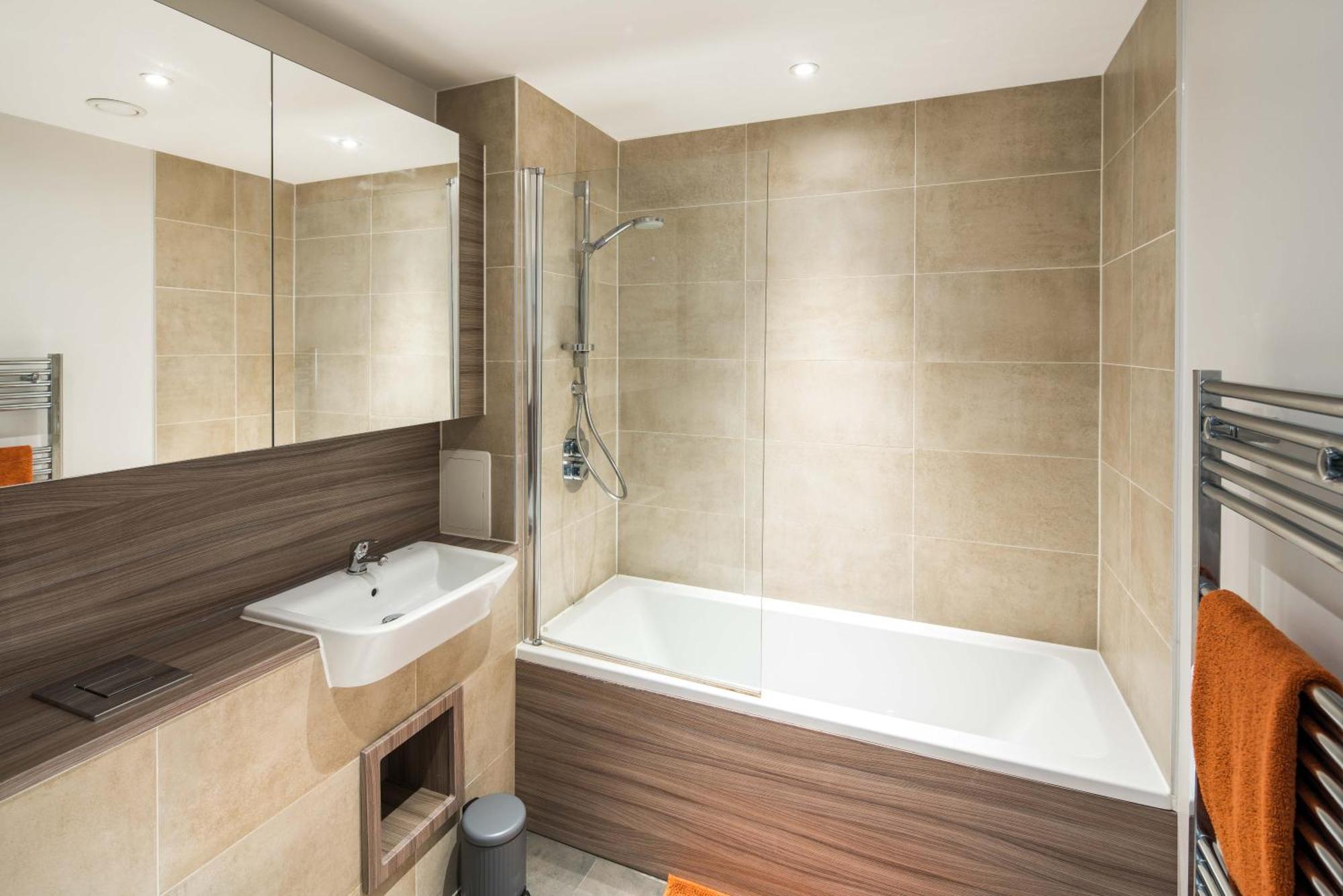 Canning Town -2 Bed Luxury Apartment Лондон Екстериор снимка